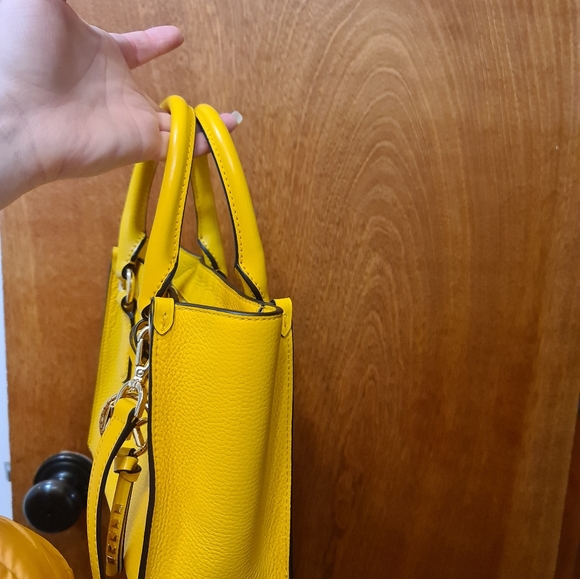 Michael kors purse - Picture 5 of 6